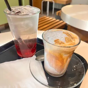 오니로 커피 사진