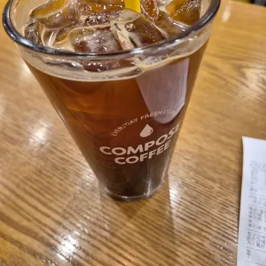 컴포즈커피 사진 2