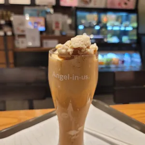 엔제리너스 사진