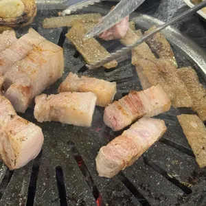 고근산 흑돼지 사진