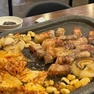 고향집 김치삼겹살 사진