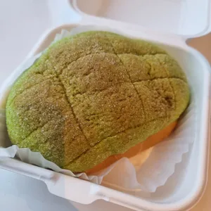 AVEK CHERI 사진