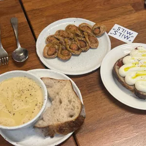 밀스 리뷰 사진