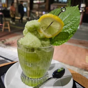 이리데센트 사진