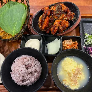 쌈마이 닭쌈밥 사진