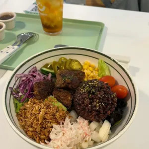 샐러바웃 사진