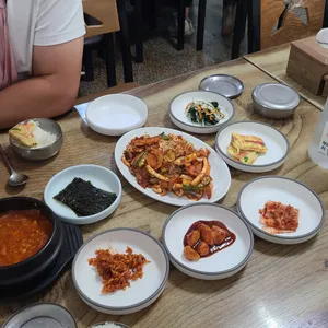 본가식당 사진