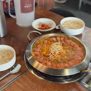 부대찌개대사관 사진