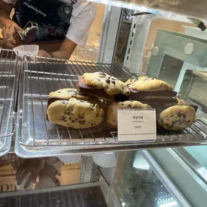 온리디스베이커리 리뷰 사진