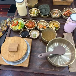 짓다 사진
