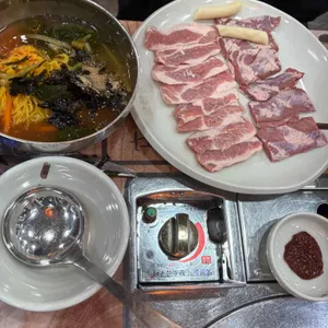 맛찬들왕소금구이 사진