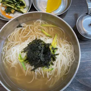 등촌멸치국수 사진