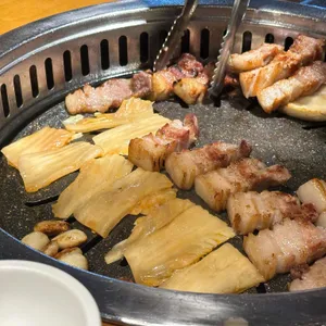 노란돼지 리뷰 사진