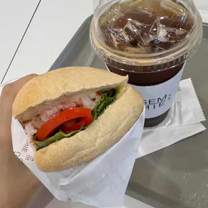 카페쎄미 사진