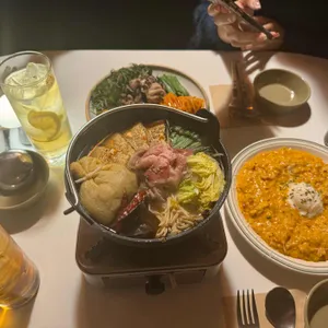 삐딱 사진