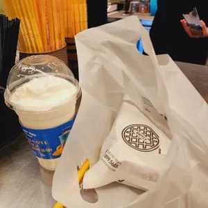 컴포즈커피 사진