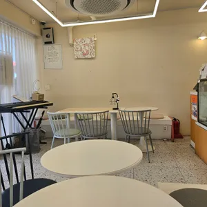 카페 이자리에 사진
