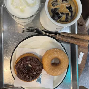 퀸즈베리도넛하우스 사진