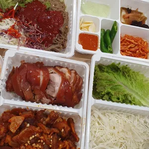 만족오향족발 사진
