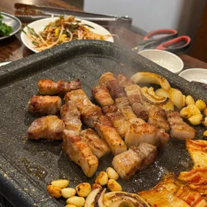 고향집 김치삼겹살 사진