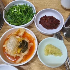 닭한마리 뚝닭 사진