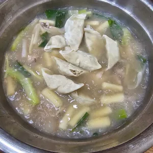 닭한마리 뚝닭 사진