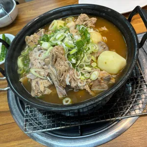 원조감자탕 일미집 사진