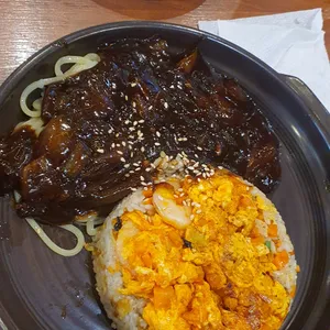 김춘장 사진