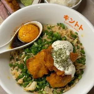 킨토토 사진