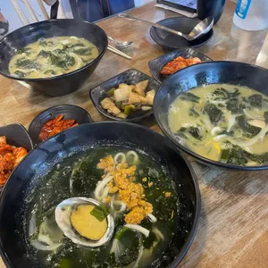 제주보말칼국수 사진