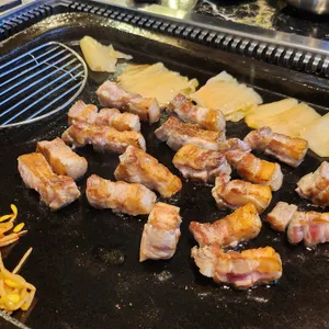 삼돌박이수라육간 사진