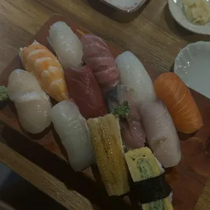 경찰서옆초밥집 사진