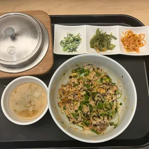 채선당 행복가마솥밥&고메밀면 사진
