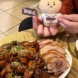 창신동매운족발 사진