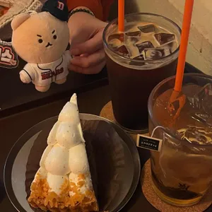 올덴브라운 사진