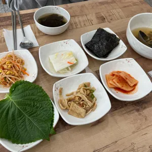 강릉엄지네꼬막집 사진