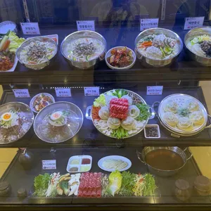 명동칼국수샤브샤브 사진