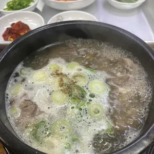홍흥집 사진