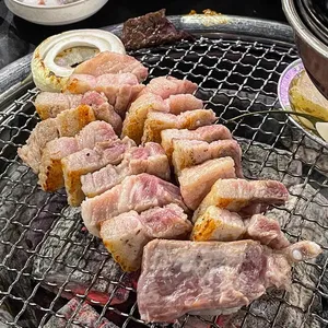 다독이네 숯불구이 사진