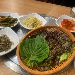 명우돈가 사진