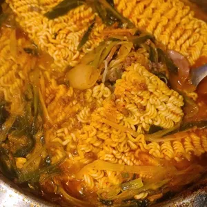 부대찌개대사관 사진