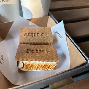 포틀러 사진