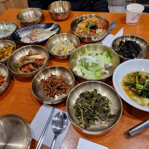 전주본가영양돌솥밥 사진