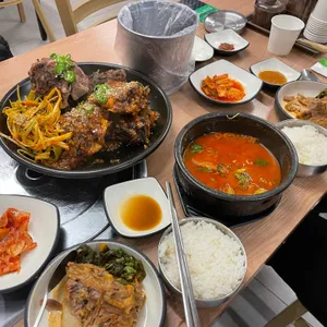 뼈굿감자탕&뼈구이 사진