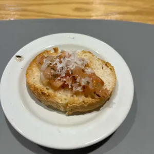 더블유함바그 사진