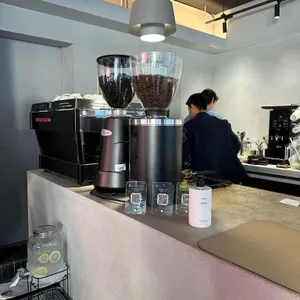 이리데센트 리뷰 사진