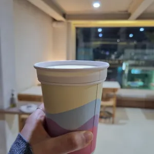 이월로스터스 사진