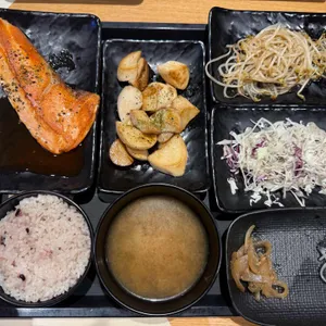 카렌 사진