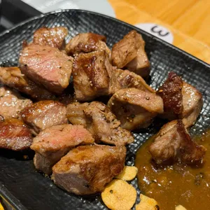 카렌 사진