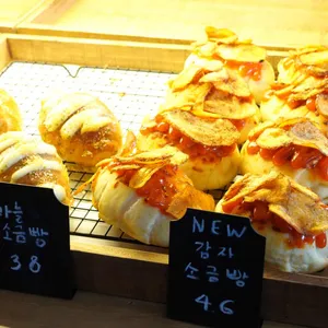 콜링우드 리뷰 사진
